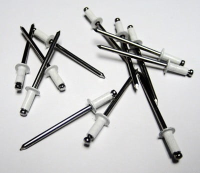 SELLO DE DEFENSOR POP REMACHE